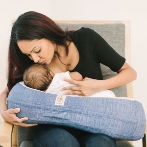 ErgoBaby Vintage blue denim natural curve nursing pillow w/soft grey cover NWT!